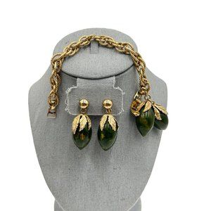 Vintage Signed NAPIER Bakelite Charm Green Acorn Bracelet Clip On Earrings Set
